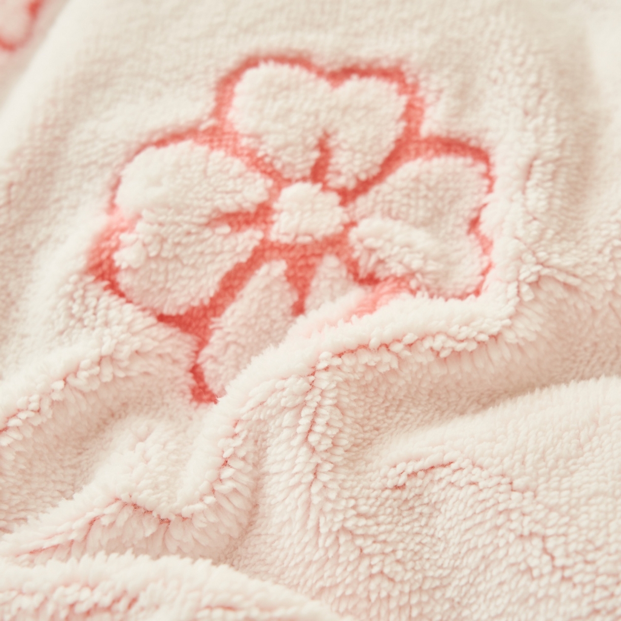 91家纺网 家纺一手货源 找家纺 金鹰 2025新款提花绒牛奶绒四件套 心花怒放