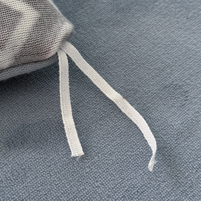 91家纺网 家纺一手货源 找家纺 7V 2025新款A类5D雕花绒四件套高克重立体浮雕牛奶绒大宽边一字绣全工艺四件套 卡罗尔