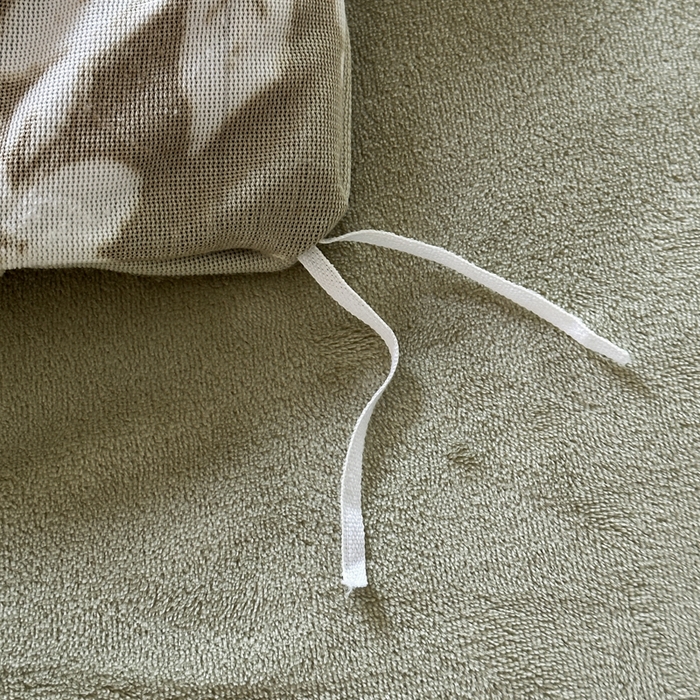 91家纺网 家纺一手货源 找家纺 7V 2025新款A类5D雕花绒四件套高克重立体浮雕牛奶绒大宽边一字绣全工艺四件套 蔷薇之恋