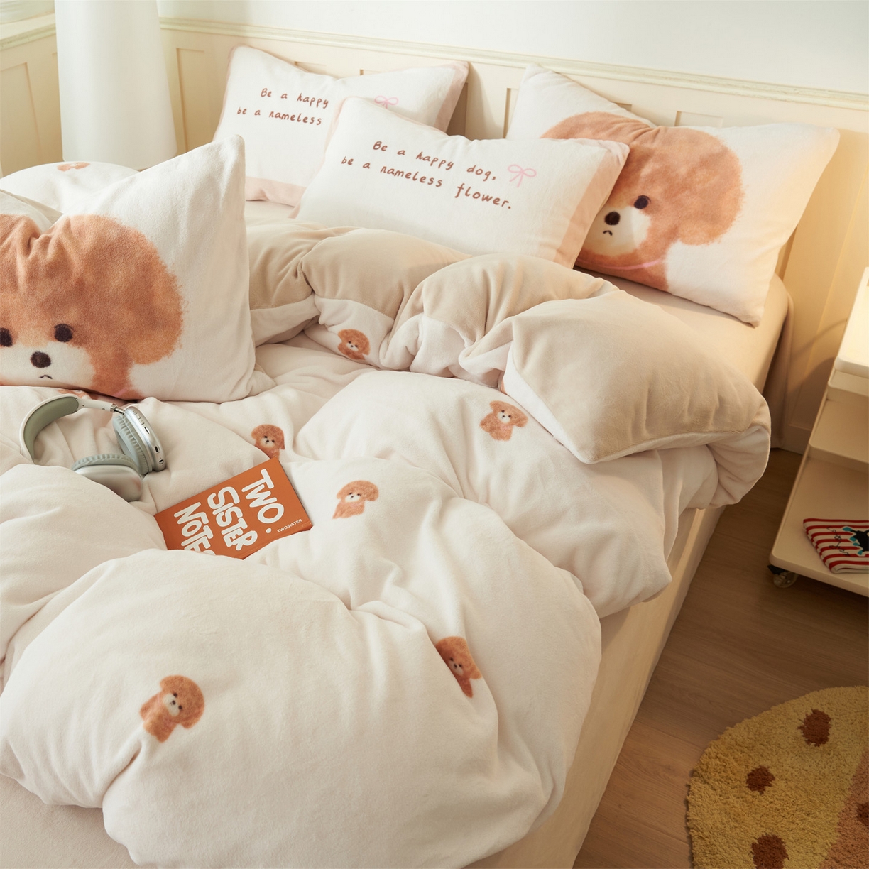 91家纺网 家纺一手货源 找家纺 金鹰 2025新款数码印花卡通牛奶绒四件套 汪星人