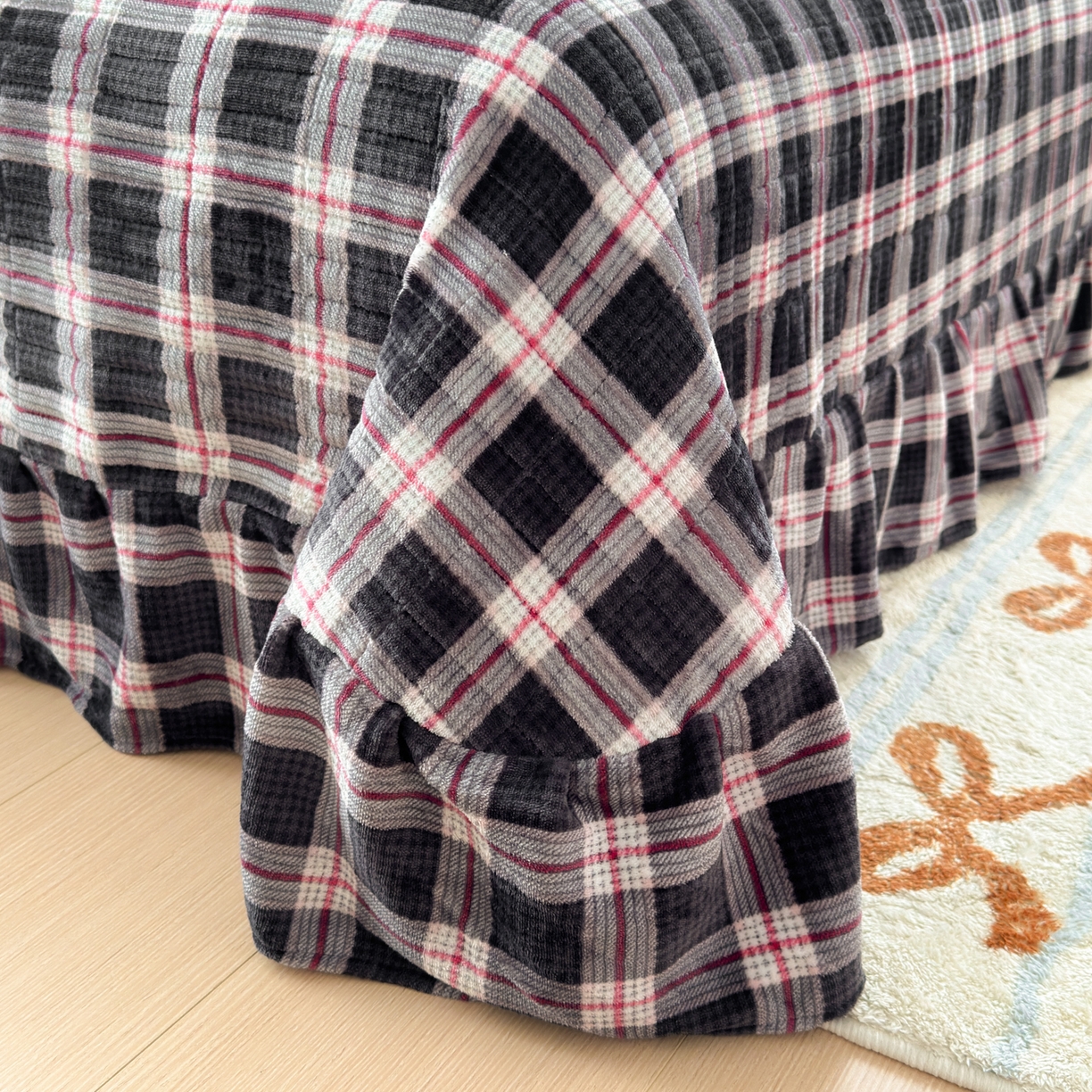 91家纺网 家纺一手货源 找家纺 德比尔斯  2025新款高克重AA版韩版牛奶绒床盖四件套 布朗尼