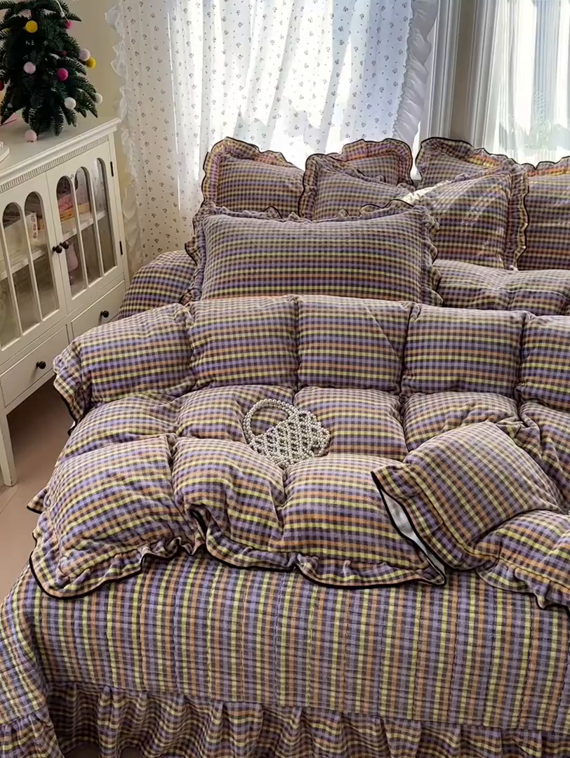 91家纺网 家纺一手货源 找家纺 德比尔斯  2025新款高克重AA版韩版牛奶绒床盖四件套 七彩格