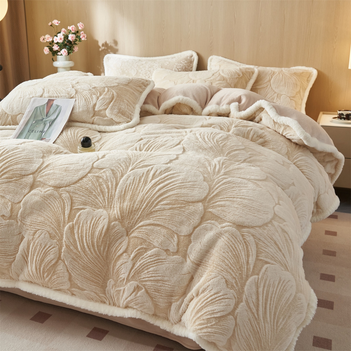 91家纺网 家纺一手货源 找家纺 金鹰 2025新款A类兔毛绒烂花四件套加厚牛奶绒四件套 普罗旺斯