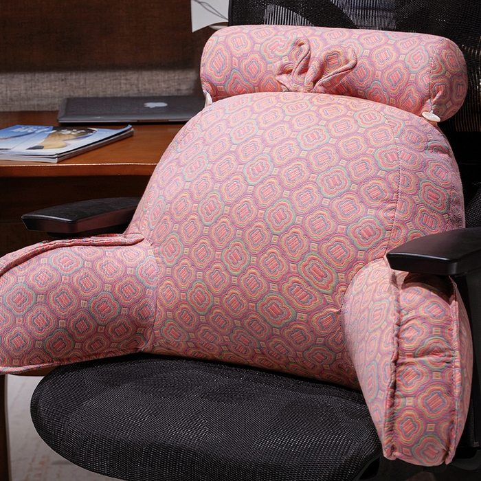 91家纺网 家纺一手货源 找家纺 （总）仟亿莱 2025新款卡通三层纱拥抱式腰靠