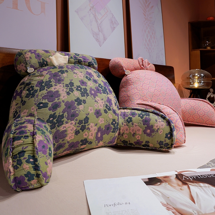 91家纺网 家纺一手货源 找家纺 仟亿莱 2025新款卡通三层纱拥抱式腰靠 拥抱三层纱蓝紫花