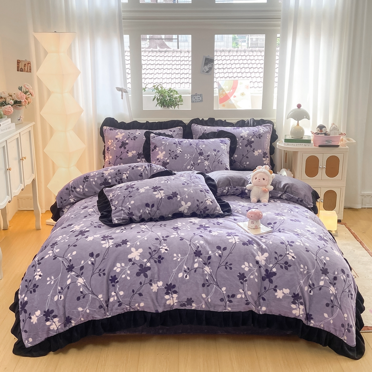 91家纺网 家纺一手货源 找家纺 富之航家纺 2025新款小香风赫本风ins风大牌韩版大花边轻奢牛奶绒四件套 紫萝