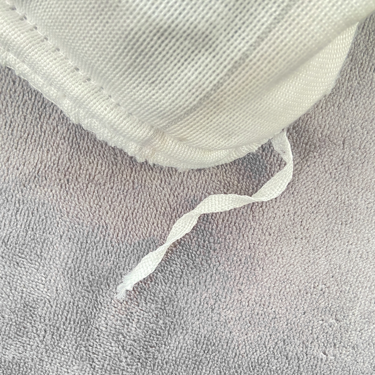 91家纺网 家纺一手货源 找家纺 富之航家纺 2025新款小香风赫本风ins风大牌韩版大花边轻奢牛奶绒四件套 蝶栖