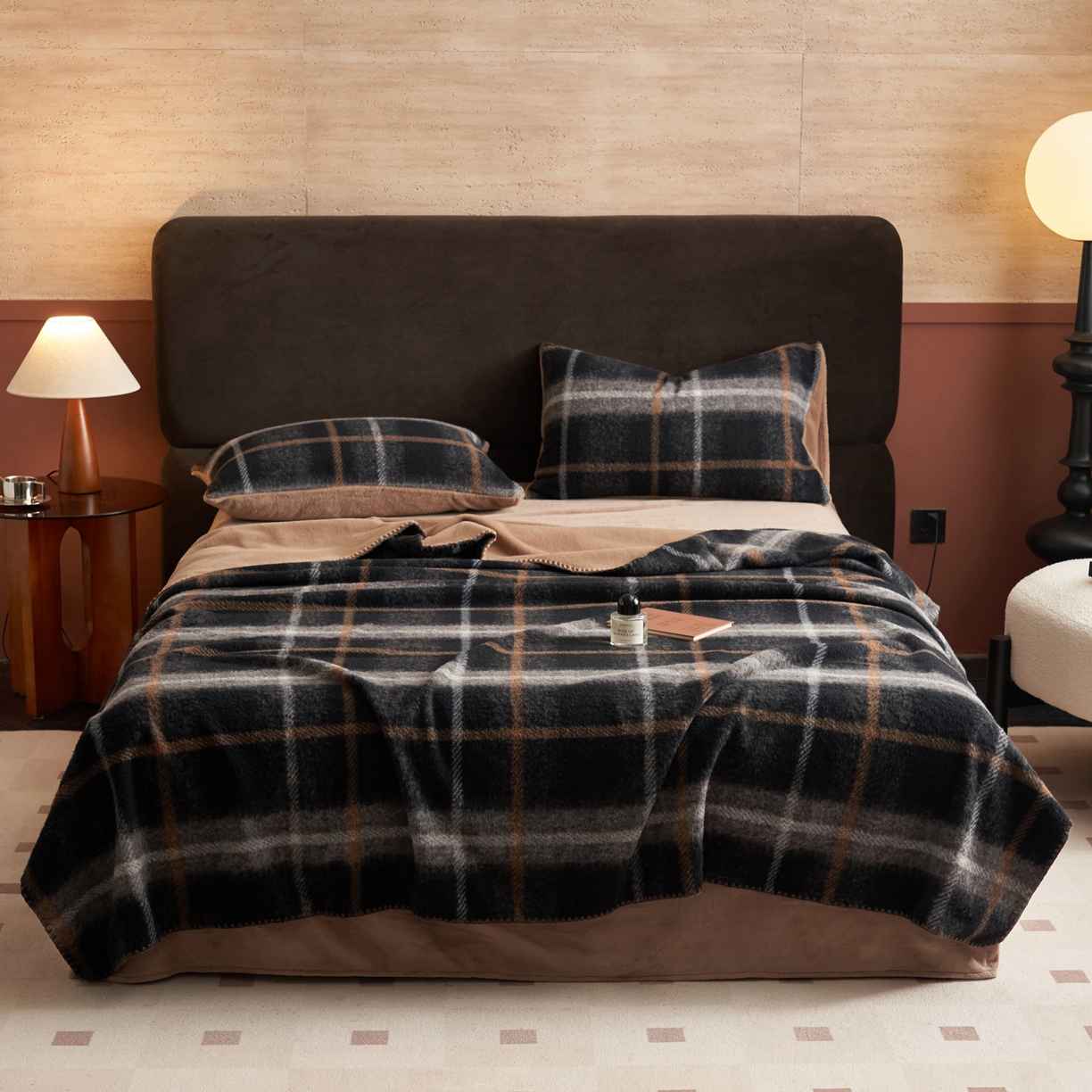 91家纺网 家纺一手货源 找家纺 晨曦家纺 2025新款仿生羊毛绒毛毯沙发盖毯办公室午睡毯四季毯 暗格棕调