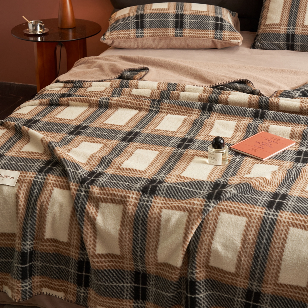 91家纺网 家纺一手货源 找家纺 晨曦家纺 2025新款仿生羊毛绒毛毯沙发盖毯办公室午睡毯四季毯 马伦咖