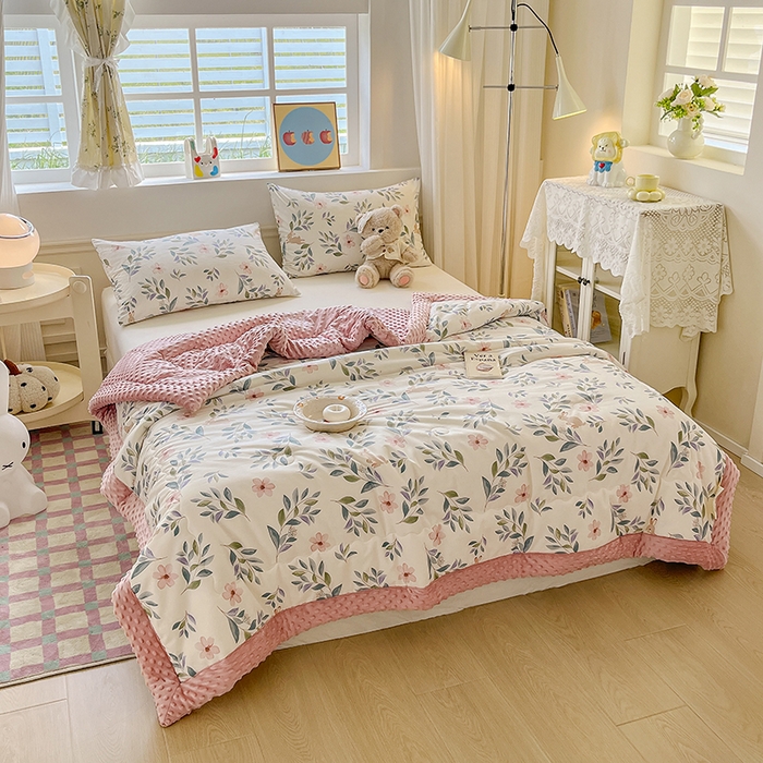 91家纺网 家纺一手货源 找家纺 梦依依 2025新款全棉豆豆绒大豆被冬被春秋被儿童豆豆被（风格一） 轻纱漫舞