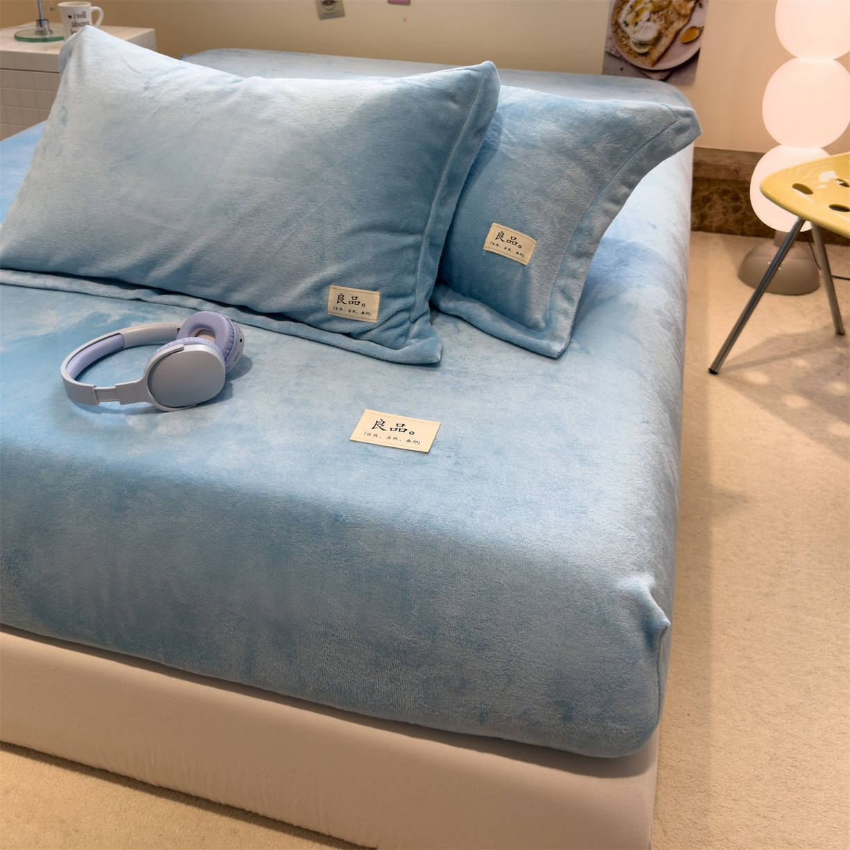 91家纺网 家纺一手货源 找家纺 857家居 2025新款高克重牛奶绒床单床笠系列 良品-宝石蓝