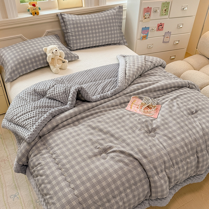 91家纺网 家纺一手货源 找家纺 梦依依 2025新款全棉豆豆绒大豆被冬被春秋被儿童豆豆被（风格一） 听风-灰
