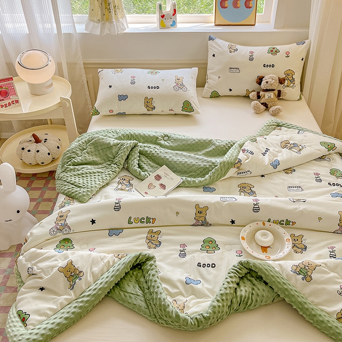 91家纺网 家纺一手货源 找家纺 梦依依 2025新款全棉豆豆绒大豆被冬被春秋被儿童豆豆被（风格一） 童年游戏（米）