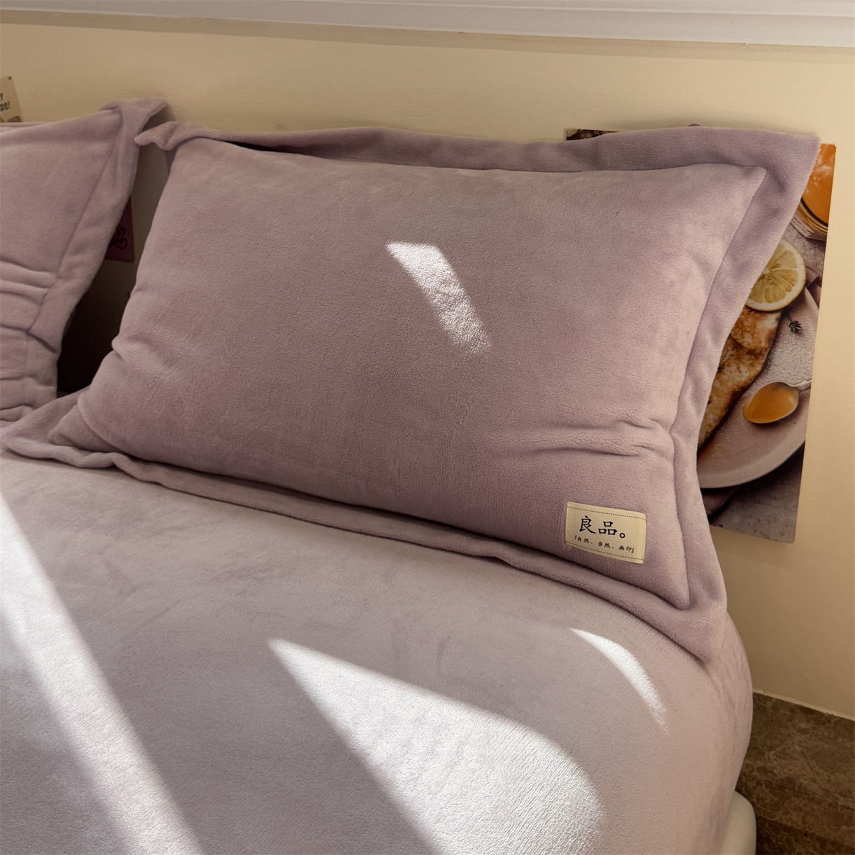 91家纺网 家纺一手货源 找家纺 857家居 2025新款高克重牛奶绒床单床笠系列 良品-丁香紫