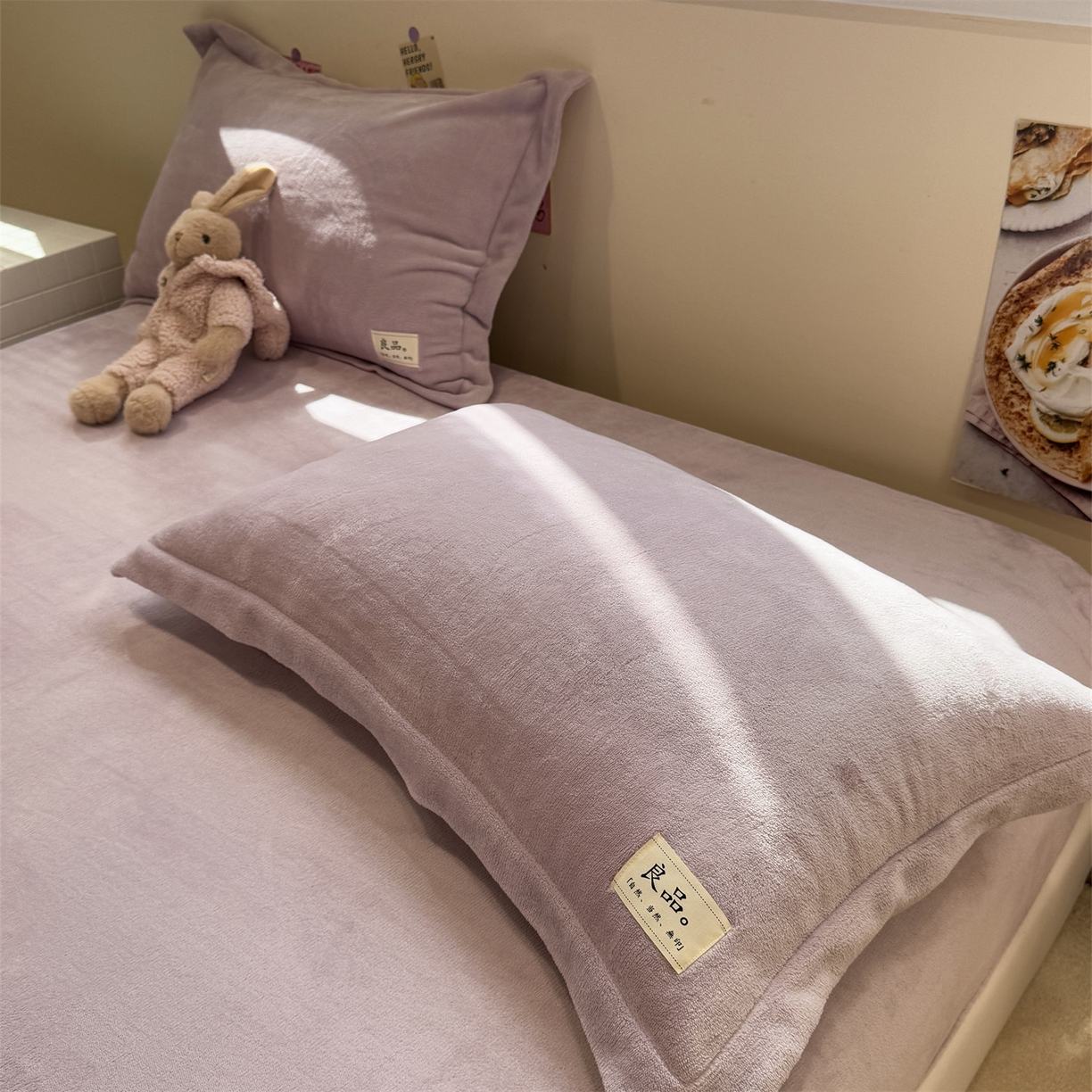 91家纺网 家纺一手货源 找家纺 857家居 2025新款高克重牛奶绒床单床笠系列 良品-丁香紫