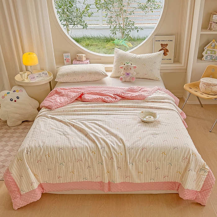 91家纺网 家纺一手货源 找家纺 梦依依 2025新款全棉豆豆绒大豆被冬被春秋被儿童豆豆被（风格一） 五彩蝶