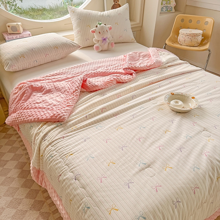 91家纺网 家纺一手货源 找家纺 梦依依 2025新款全棉豆豆绒大豆被冬被春秋被儿童豆豆被（风格一） 五彩蝶