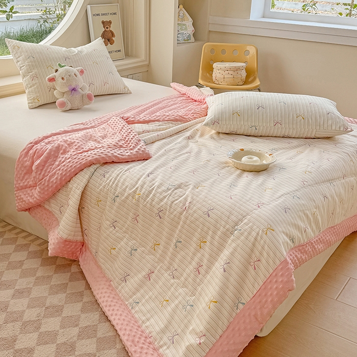 91家纺网 家纺一手货源 找家纺 梦依依 2025新款全棉豆豆绒大豆被冬被春秋被儿童豆豆被（风格一） 五彩蝶