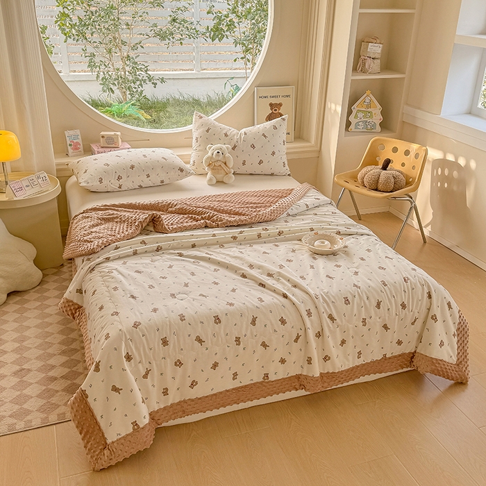 91家纺网 家纺一手货源 找家纺 梦依依 2025新款全棉豆豆绒大豆被冬被春秋被儿童豆豆被（风格一） 小呆熊