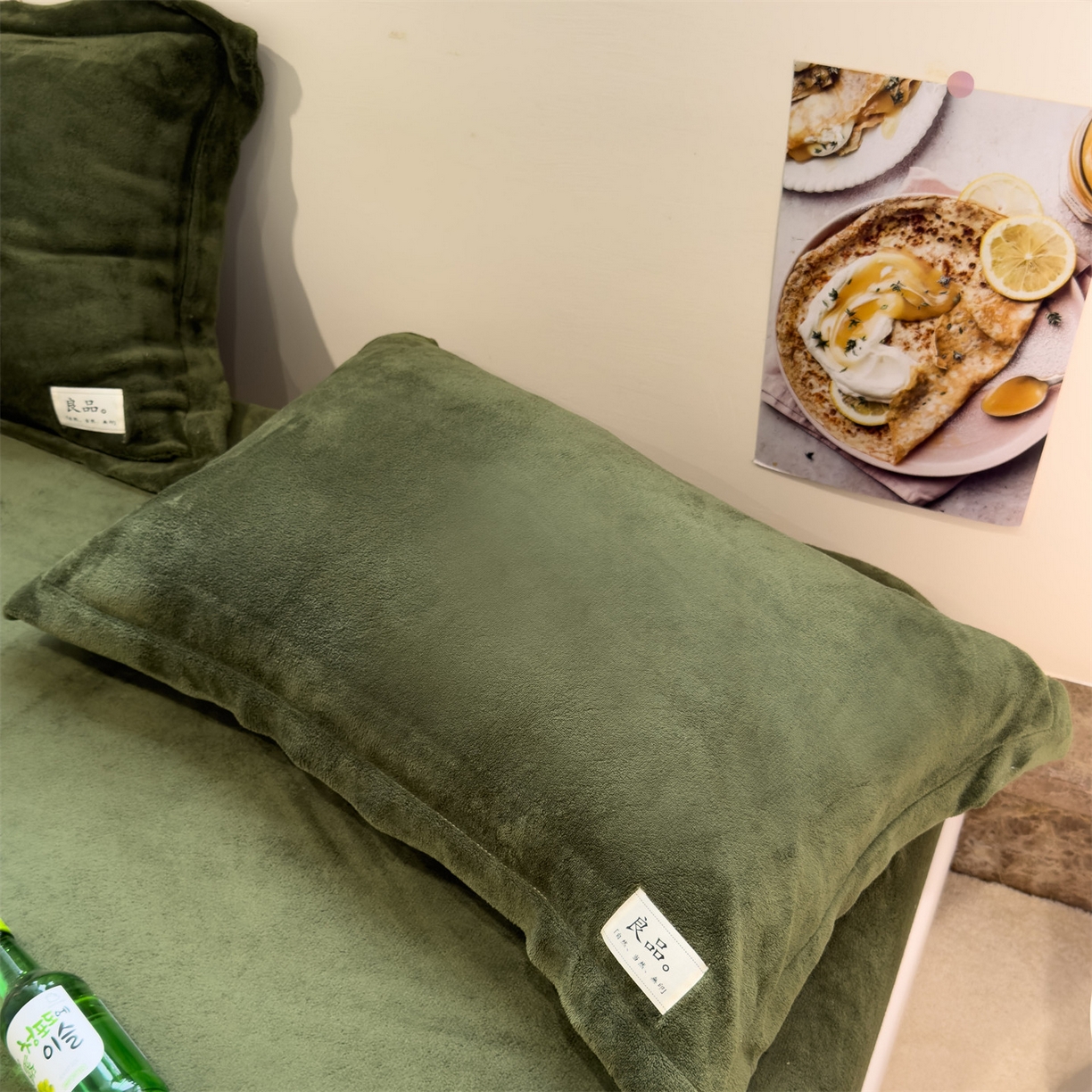 91家纺网 家纺一手货源 找家纺 857家居 2025新款高克重牛奶绒床单床笠系列 良品-橄榄绿