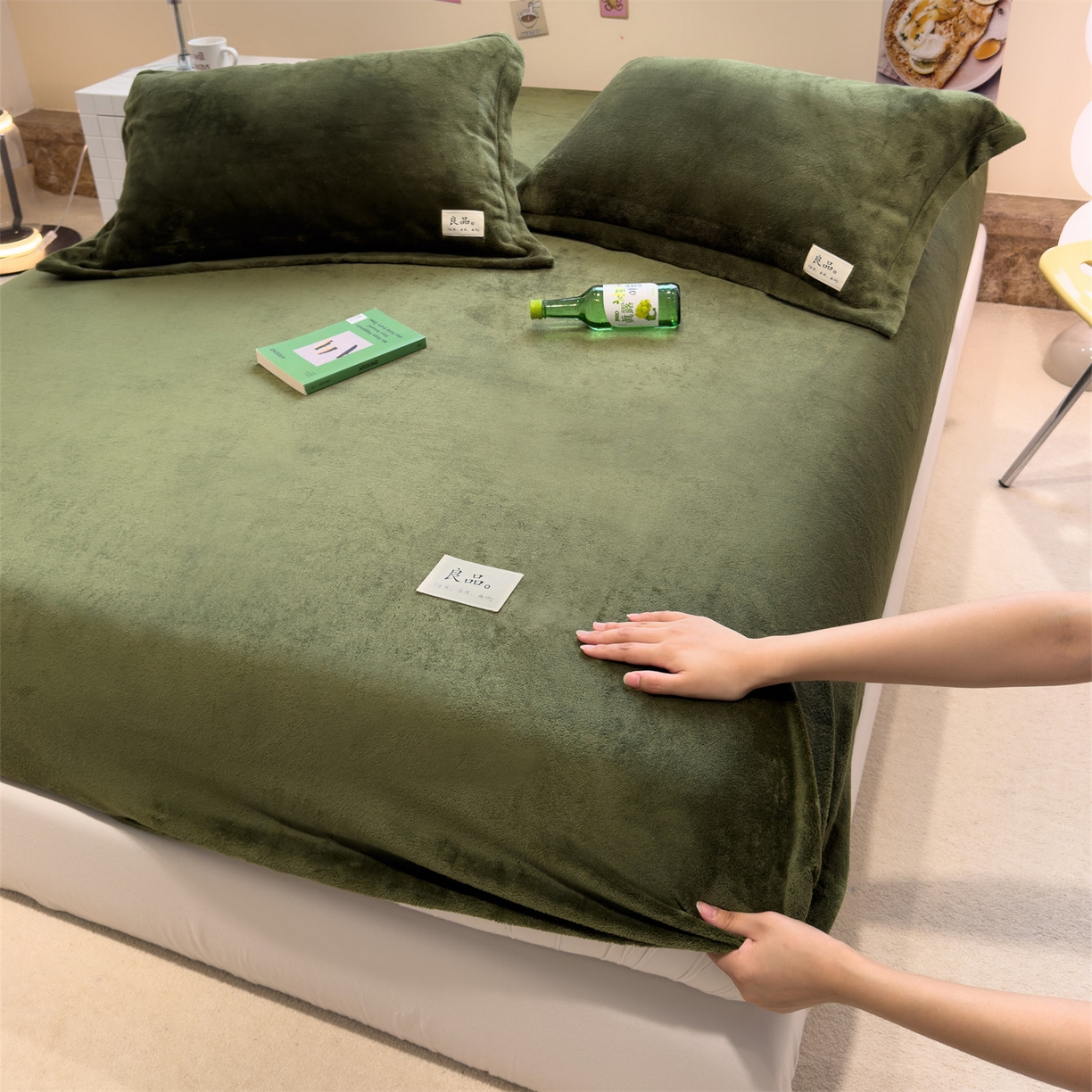91家纺网 家纺一手货源 找家纺 857家居 2025新款高克重牛奶绒床单床笠系列 良品-橄榄绿