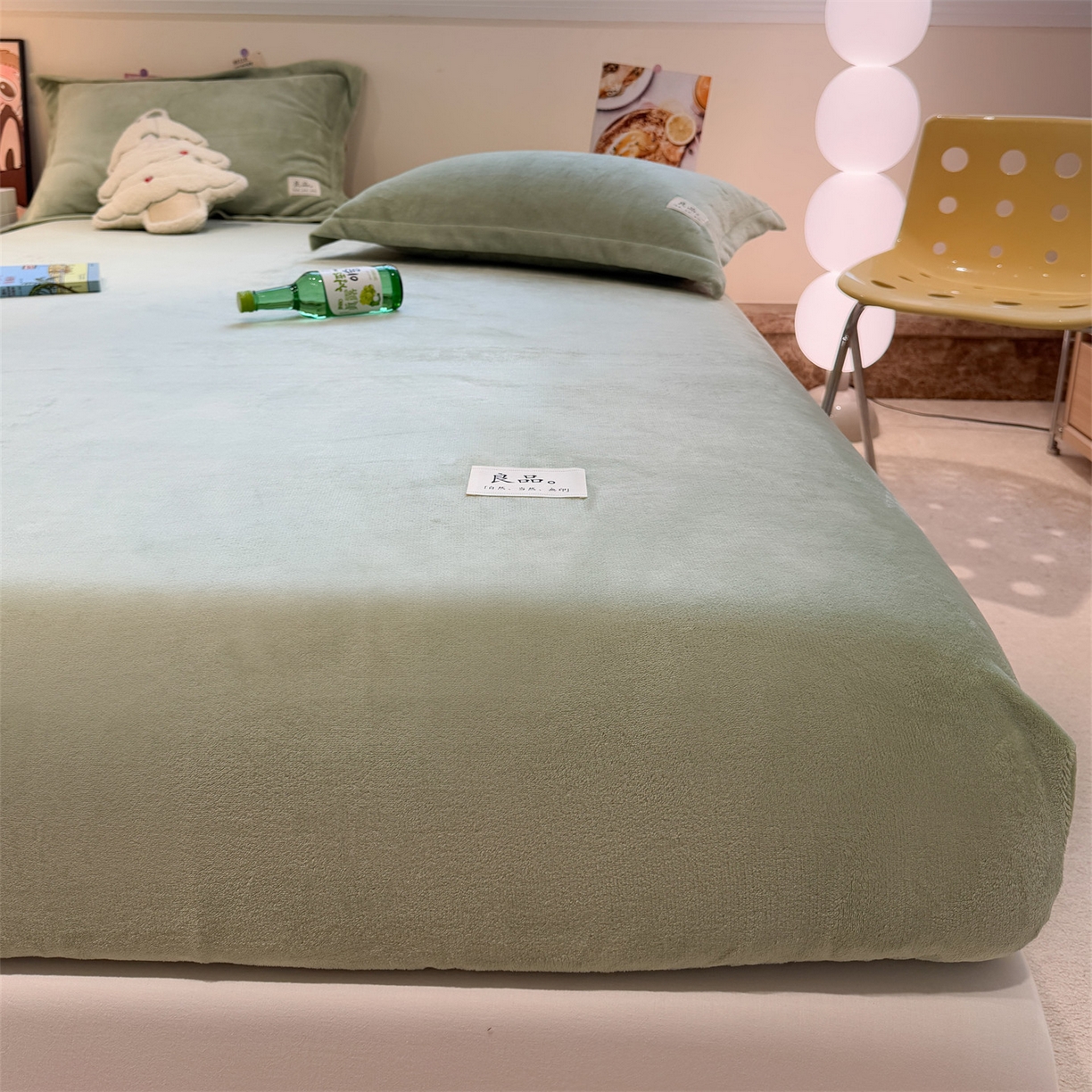 91家纺网 家纺一手货源 找家纺 857家居 2025新款高克重牛奶绒床单床笠系列 良品-墨绿
