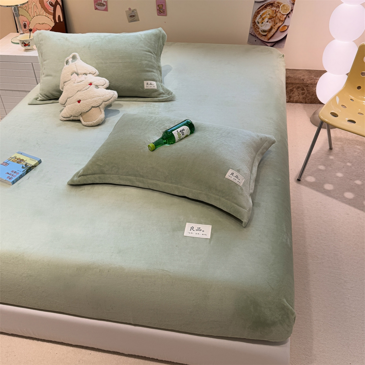91家纺网 家纺一手货源 找家纺 857家居 2025新款高克重牛奶绒床单床笠系列 良品-墨绿