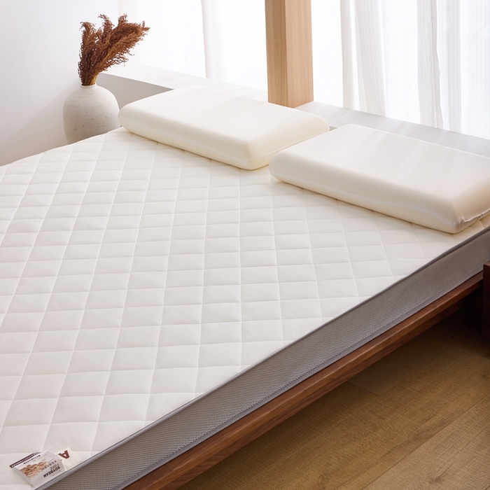 91家纺网 家纺一手货源 找家纺 优承佳生活馆（床垫） 2025新款磨毛大豆抗压棉立体床垫 磨毛大豆床垫-白+灰（小方格)