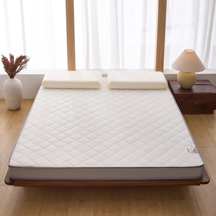 91家纺网 家纺一手货源 找家纺 优承佳生活馆（床垫） 2025新款磨毛大豆抗压棉立体床垫 磨毛大豆床垫-白+灰（小方格)