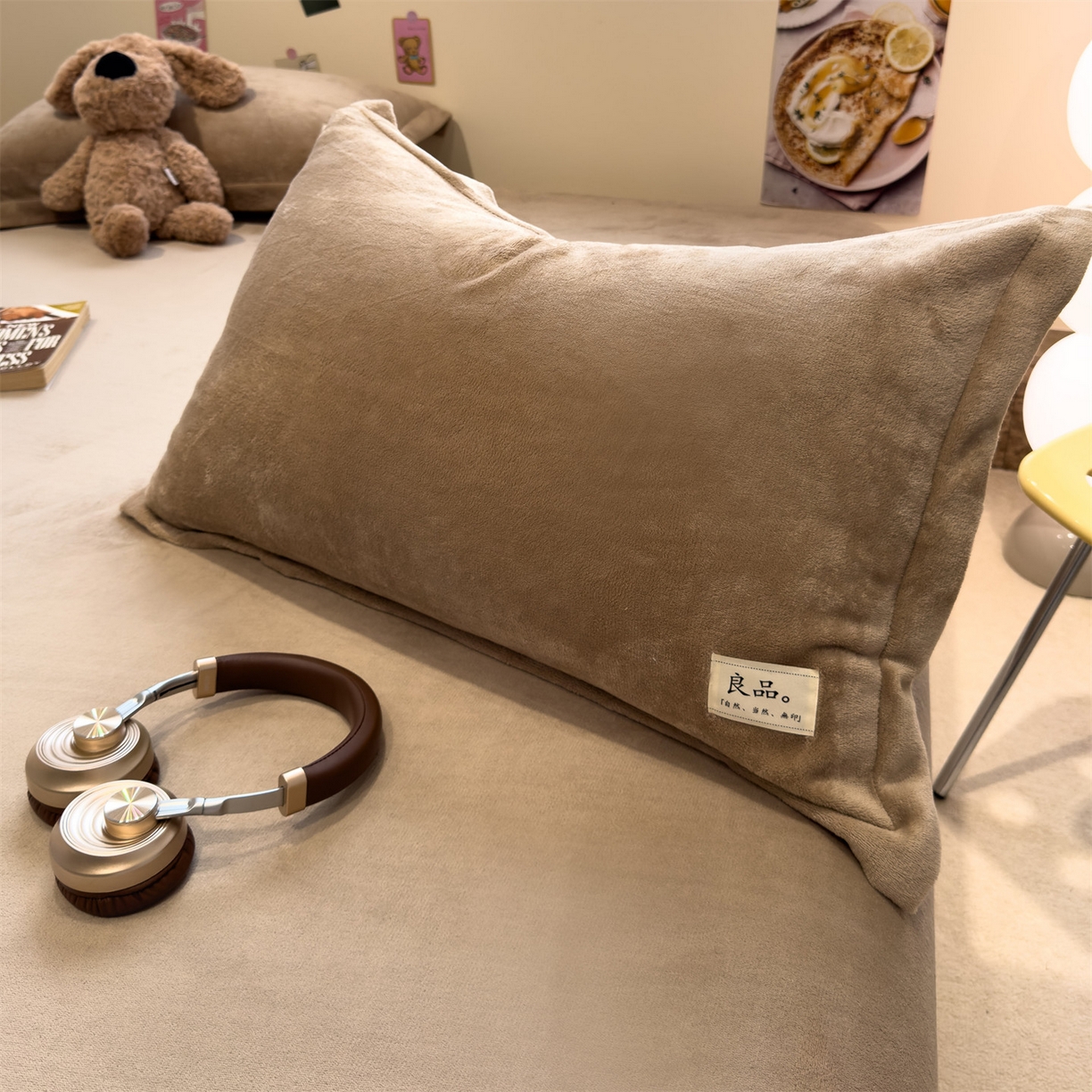 91家纺网 家纺一手货源 找家纺 857家居 2025新款高克重牛奶绒床单床笠系列 良品-奶咖