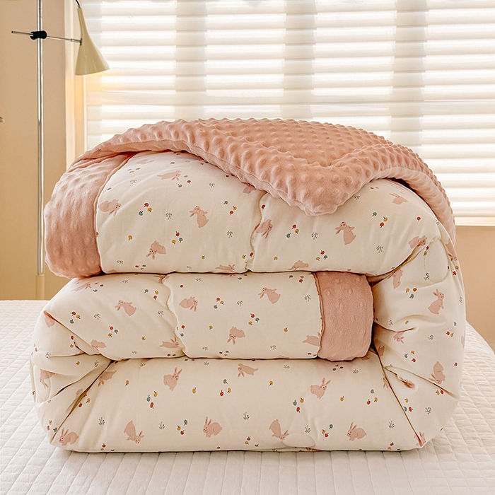 91家纺网 家纺一手货源 找家纺 梦依依 （加微信送买家秀）2025新款40支全棉豆豆被大豆被夏被冬秋被子被芯-风格二 粉粉兔