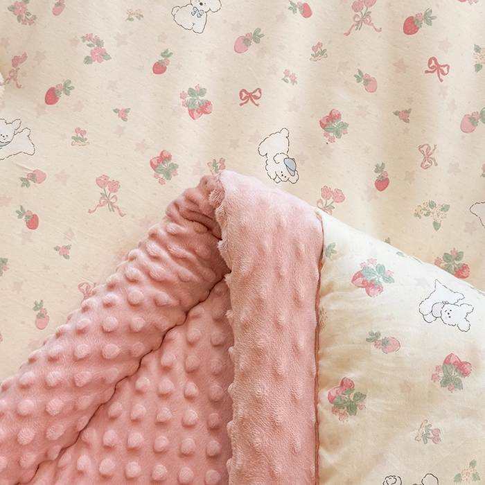 91家纺网 家纺一手货源 找家纺 梦依依 （加微信送买家秀）2025新款40支全棉豆豆被大豆被夏被冬秋被子被芯-风格二 草莓狗