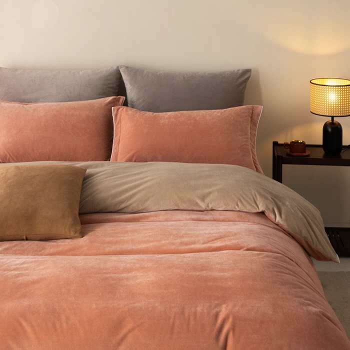 91家纺网 家纺一手货源 找家纺 （总）ONE TWO ONE 121 新品【婴儿绒四件套】2025毛毯被子四件套单件被套单件枕套珊瑚绒牛奶绒冬被法兰绒兔毛绒The one