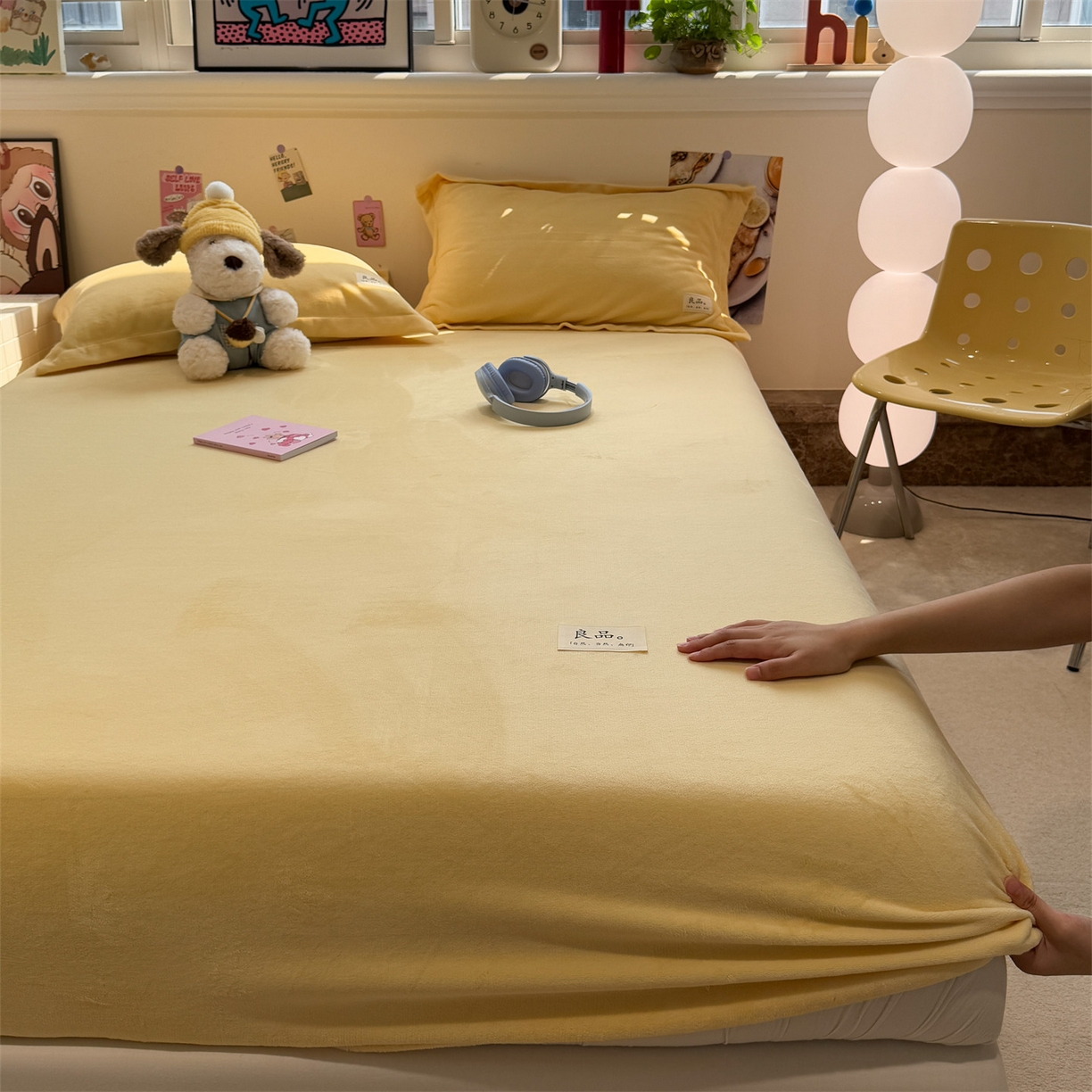 91家纺网 家纺一手货源 找家纺 857家居 2025新款高克重牛奶绒床单床笠系列 良品-日光黄