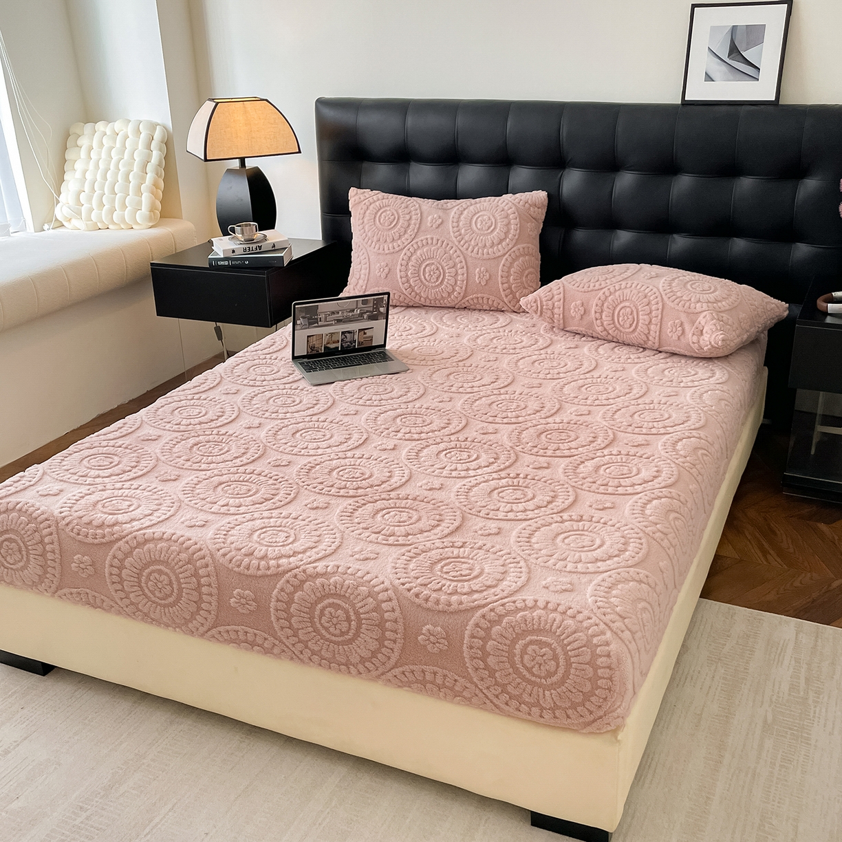 91家纺网 家纺一手货源 找家纺 乐家欣 2025新款A类塔芙绒舒棉绒床笠-花朵系列 花朵-粉玉