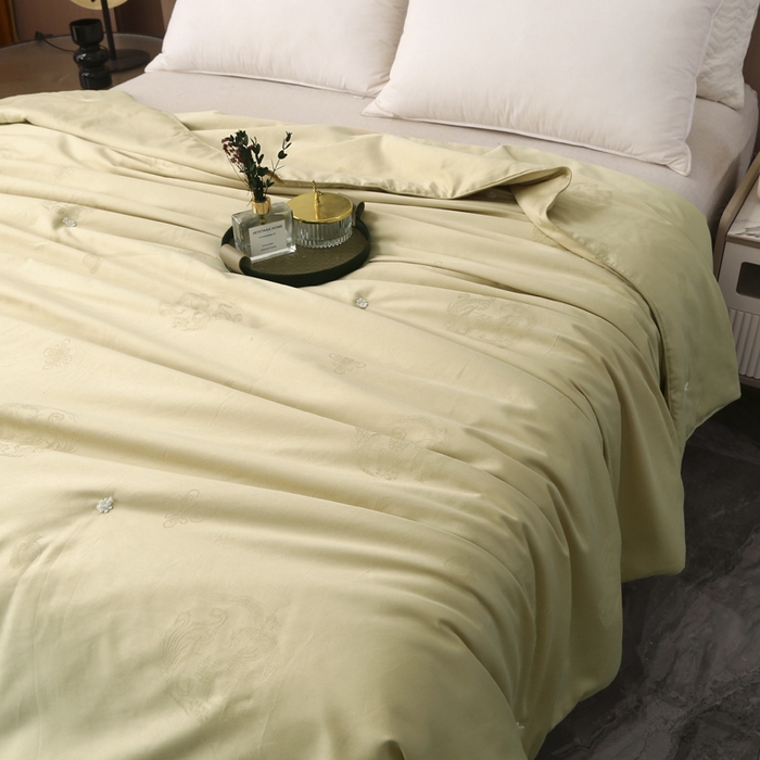 91家纺网 家纺一手货源 找家纺 越宏顺 2025新款龙凤款100%柞蚕丝纯棉手工蚕丝被保真 香槟金