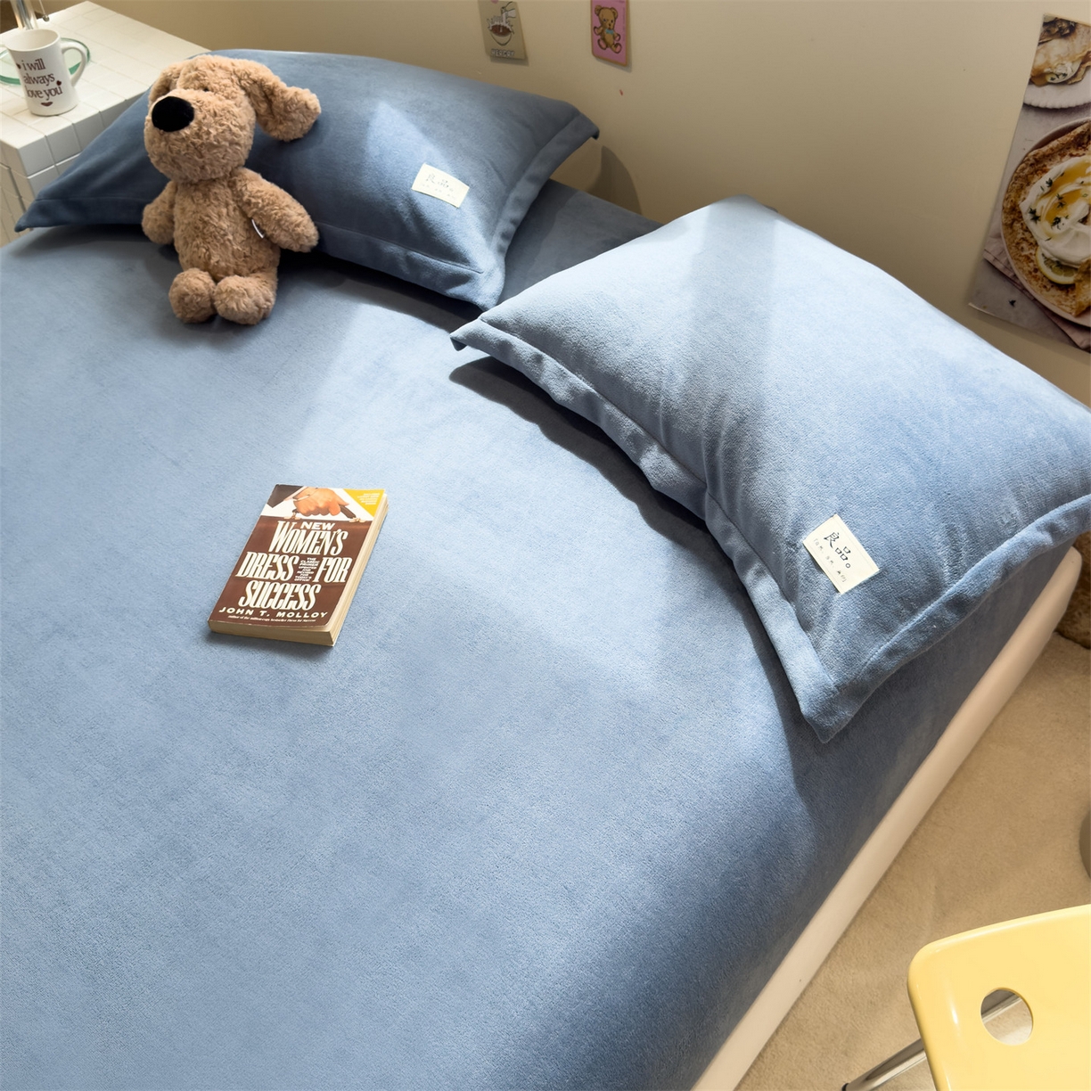 91家纺网 家纺一手货源 找家纺 857家居 2025新款高克重牛奶绒床单床笠系列 良品-深蓝