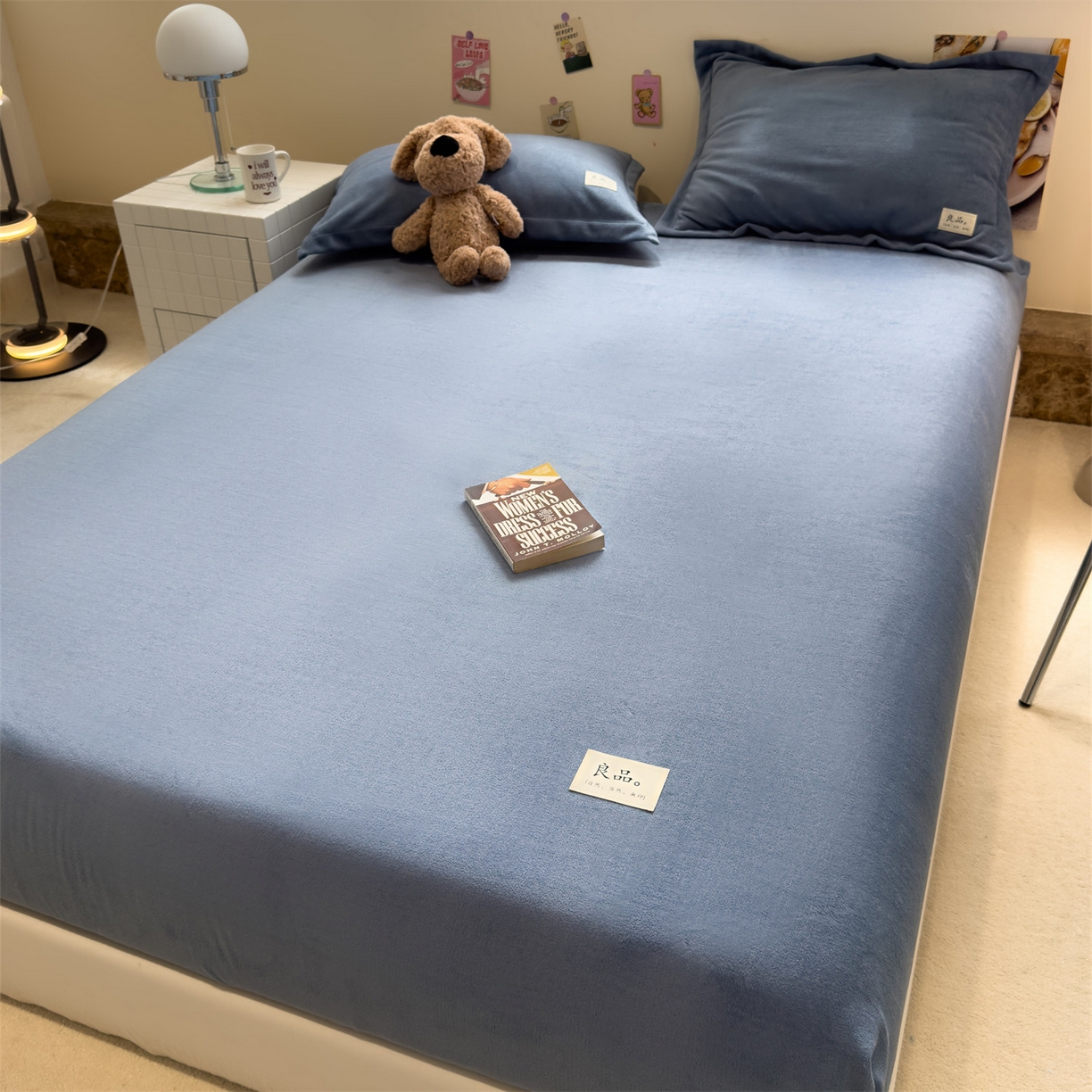 91家纺网 家纺一手货源 找家纺 857家居 2025新款高克重牛奶绒床单床笠系列 良品-深蓝