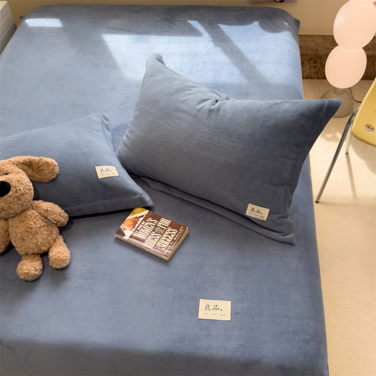 91家纺网 家纺一手货源 找家纺 857家居 2025新款高克重牛奶绒床单床笠系列 良品-深蓝