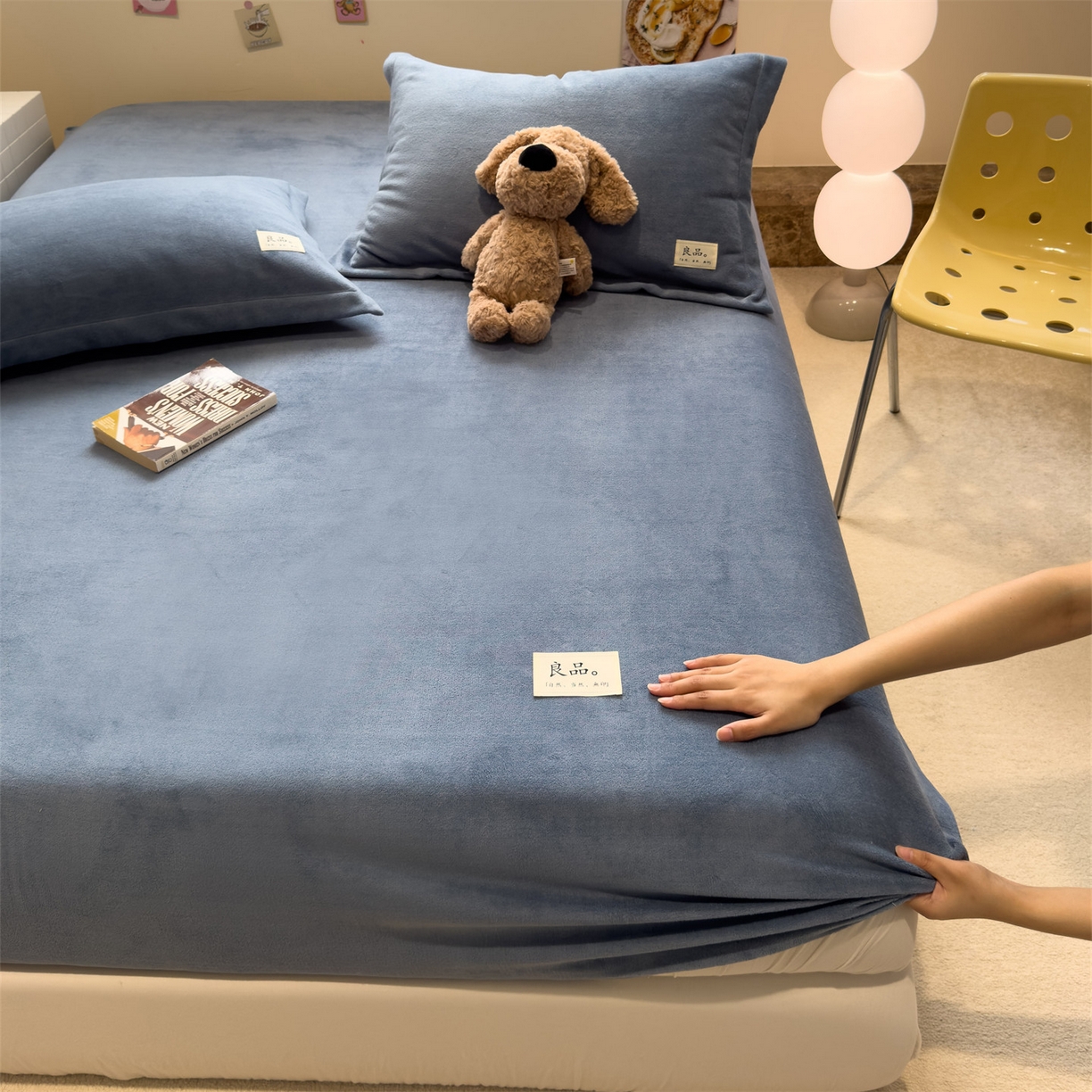 91家纺网 家纺一手货源 找家纺 857家居 2025新款高克重牛奶绒床单床笠系列 良品-深蓝