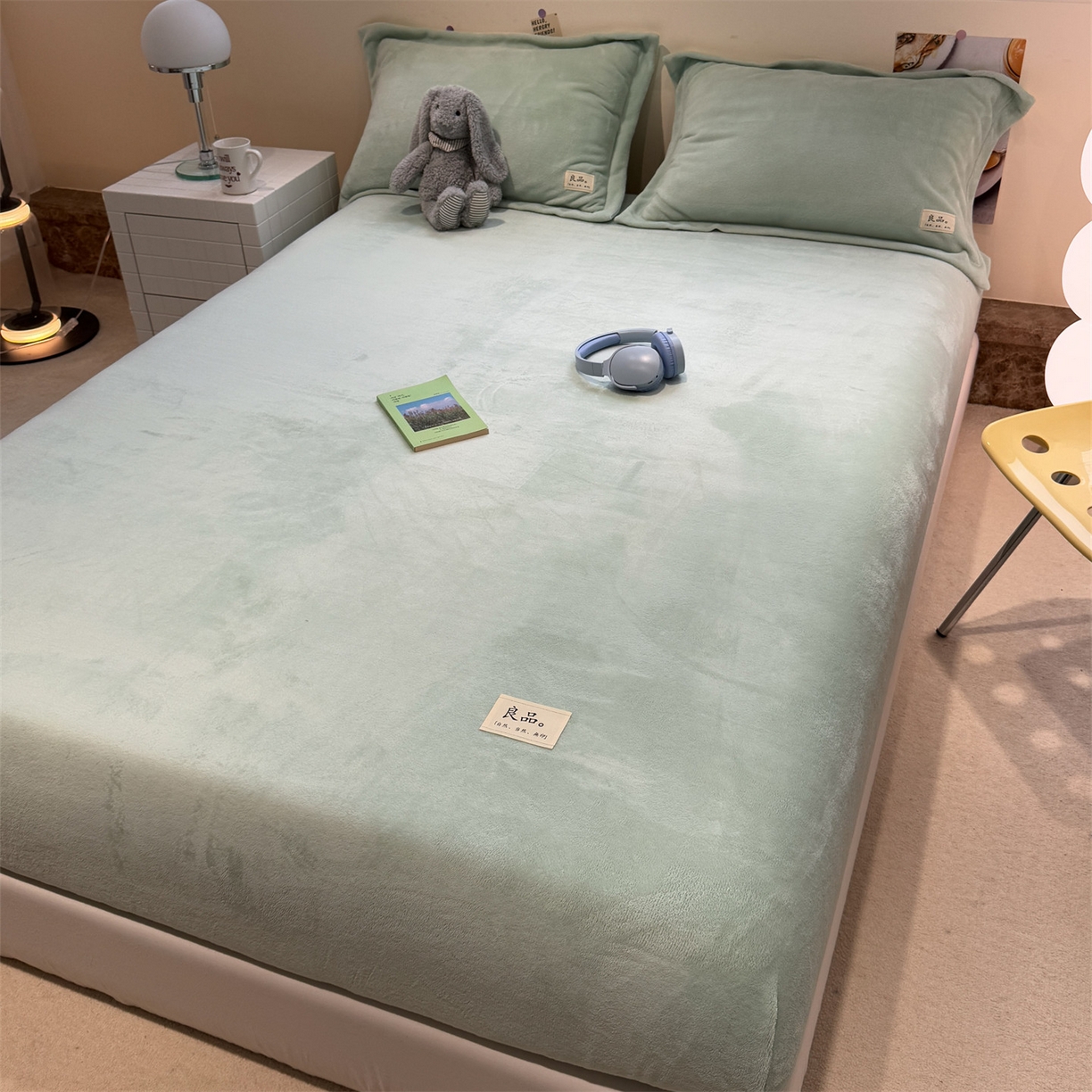 91家纺网 家纺一手货源 找家纺 857家居 2025新款高克重牛奶绒床单床笠系列 良品-水绿