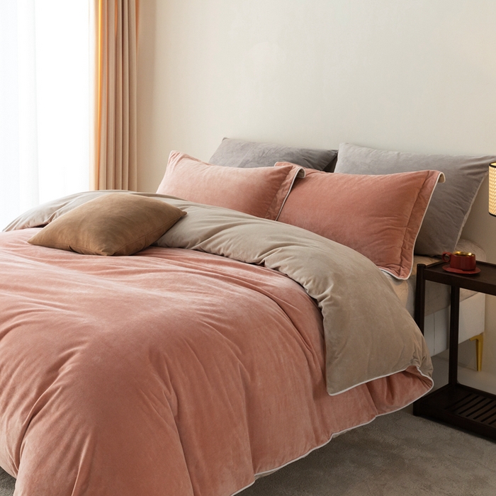 91家纺网 家纺一手货源 找家纺 ONE TWO ONE 121 新品【婴儿绒四件套】2025毛毯被子四件套单件被套单件枕套珊瑚绒牛奶绒冬被法兰绒兔毛绒The one 橘粉-奶茶