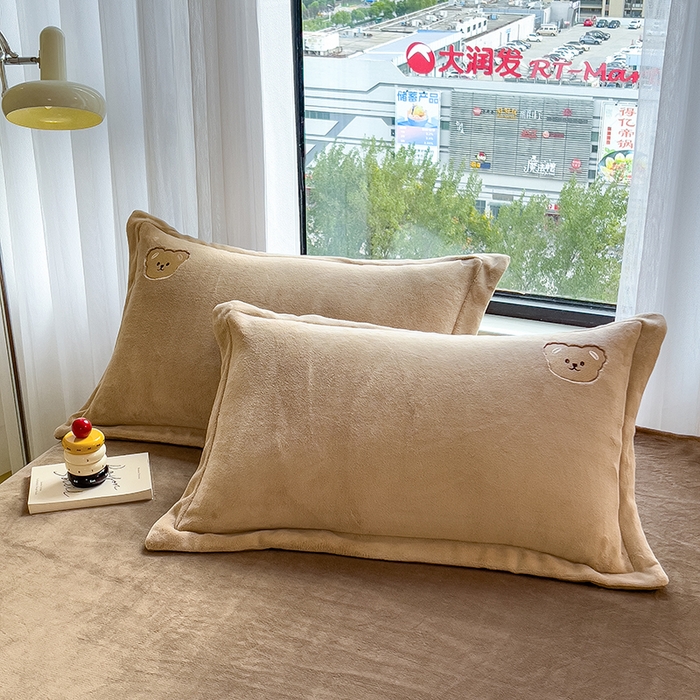 91家纺网 家纺一手货源 找家纺 （总）丽美人家纺 2025新款牛奶绒卡通刺绣系列四件套