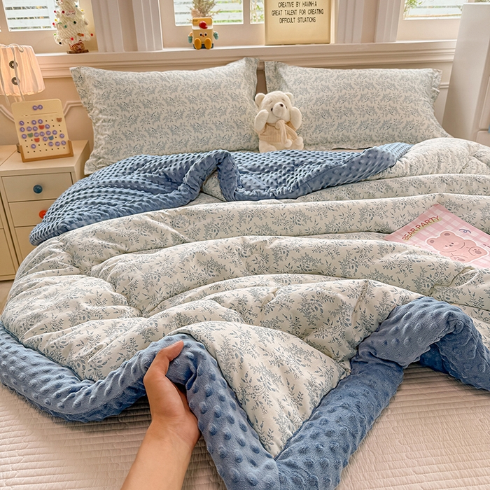 91家纺网 家纺一手货源 找家纺 梦依依 （加微信送买家秀）2025新款40支全棉豆豆被大豆被夏被冬秋被子被芯-风格二 瑞莎-蓝