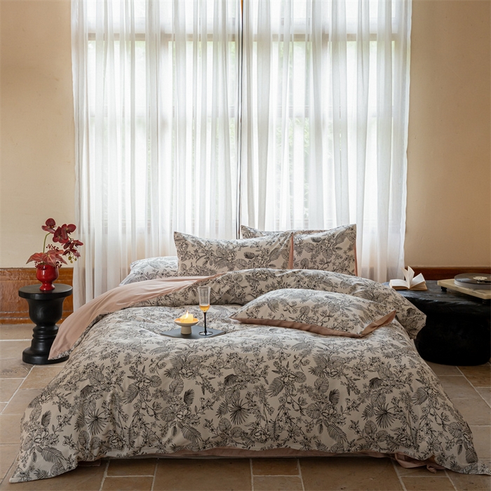 91家纺网 家纺一手货源 找家纺 （总）ONE TWO ONE 121 2025新款高支高密数码印花四件套-有花赏花