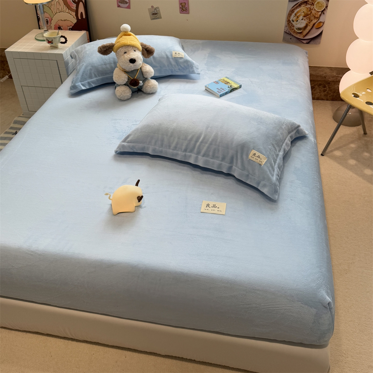 91家纺网 家纺一手货源 找家纺 857家居 2025新款高克重牛奶绒床单床笠系列 良品-天空蓝