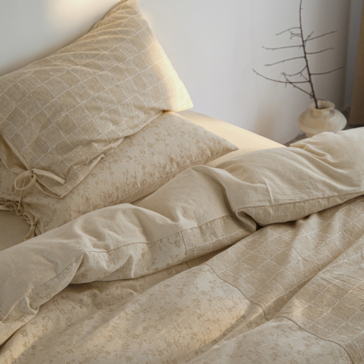 91家纺网 家纺一手货源 找家纺 （总）山舍家居 2025新款拼接提花棉麻四件套-半亩花田