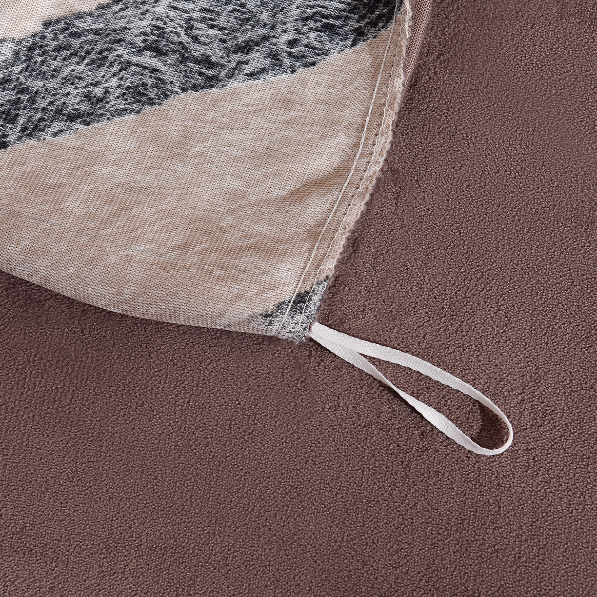 91家纺网 家纺一手货源 找家纺 同田家纺 2025新款A类羊羊绒牛奶绒印花四件套 条纹-咖