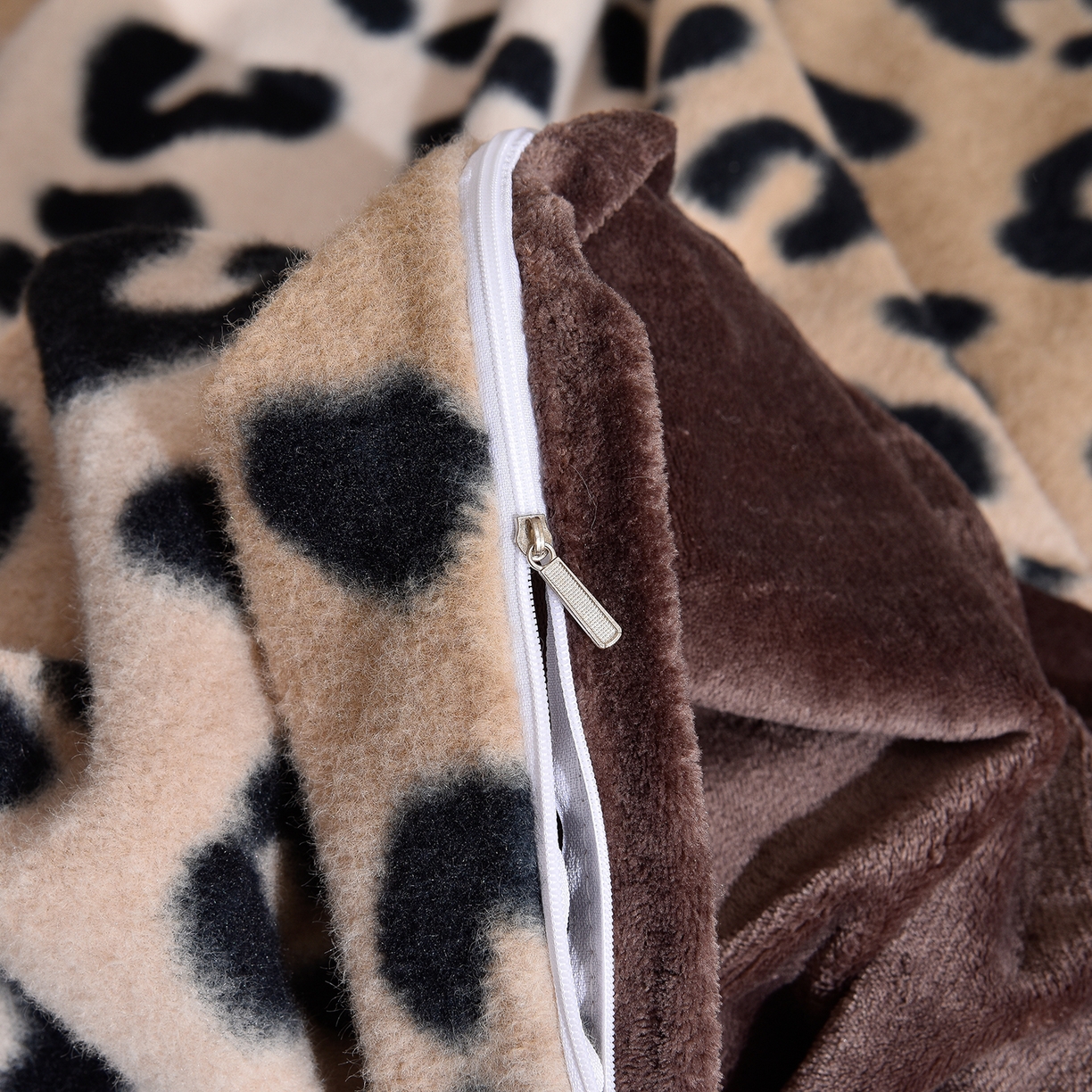 91家纺网 家纺一手货源 找家纺 同田家纺 2025新款A类羊羊绒牛奶绒印花四件套 豹纹-咖