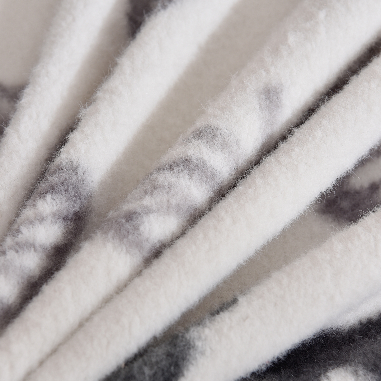 91家纺网 家纺一手货源 找家纺 同田家纺 2025新款A类羊羊绒牛奶绒印花四件套 香蝶